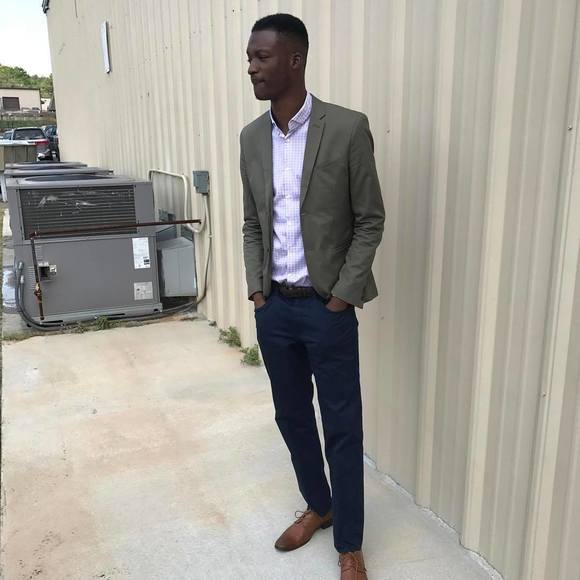 Meet your Posher, Roberto - Picture 1 of 1